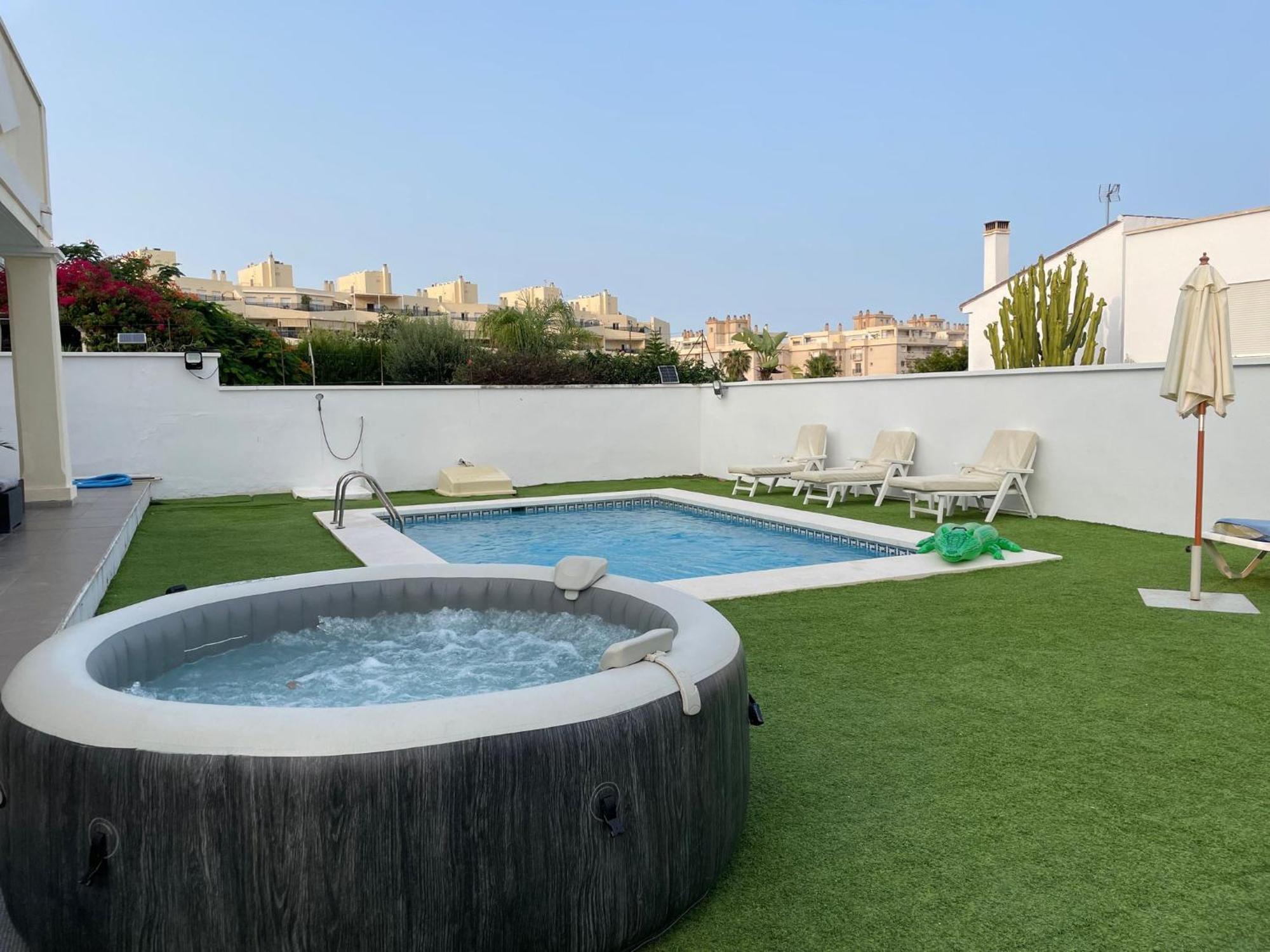 Villa Bonita Torremolinos Bagian luar foto